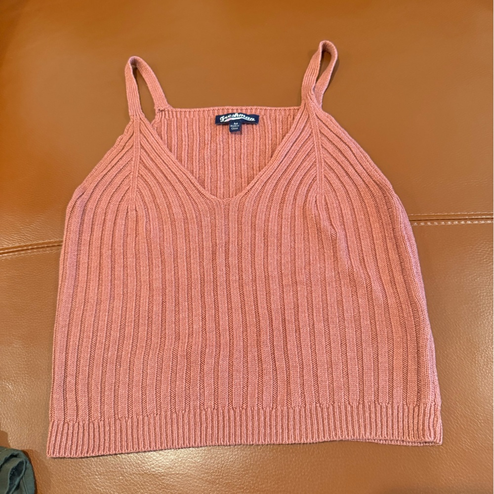 Women's V-Neck Sweater Knit Tank in Coral / Orange / Rusty Color Medium